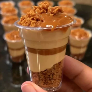 Delicious mini cheesecake cups topped with fresh berries